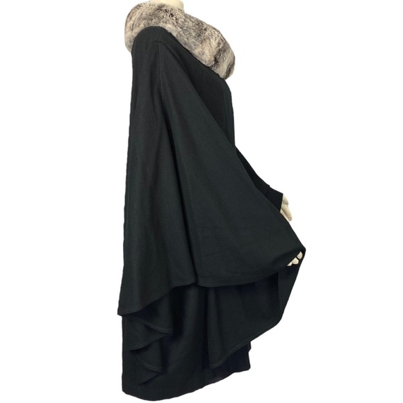 J. Hilary black cape - Picture 6 of 16